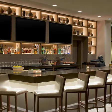 Ac Hotel By Marriott Seattle Bellevue/Downtown-3