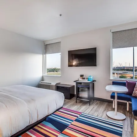 Aloft By Marriott Dallas Arlington Entertainment District-2