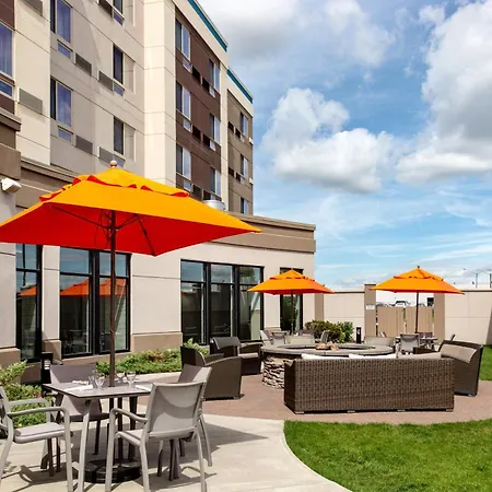 Courtyard By Marriott Edmonton West-3