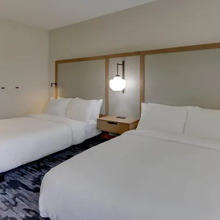 Fairfield Inn & Suites Southport-3