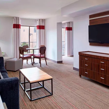 Four Points By Sheraton Detroit Novi-3