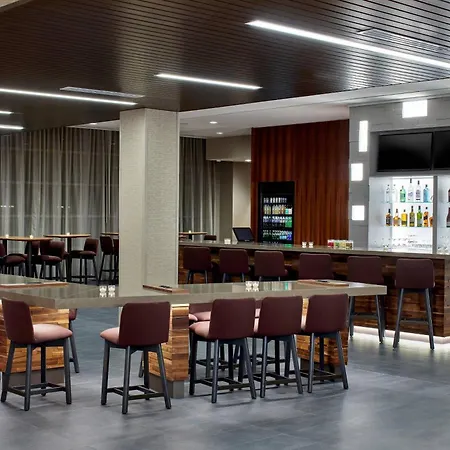 Courtyard By Marriott Albany Airport-3