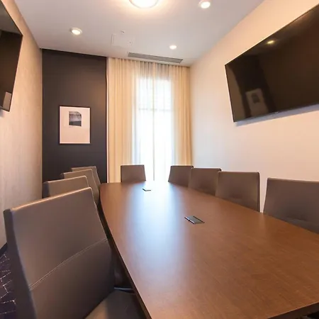 Courtyard By Marriott Rapid City-3
