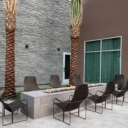 Courtyard By Marriott Mesa At Wrigleyville West-2