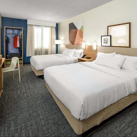 Spark By Hilton Hershey Near The Park-3
