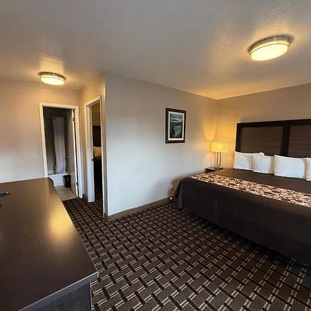 Beverly Lodge-3