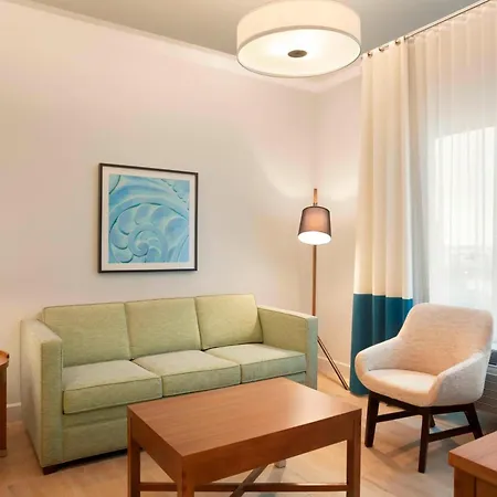 Four Points By Sheraton Miami Airport-3