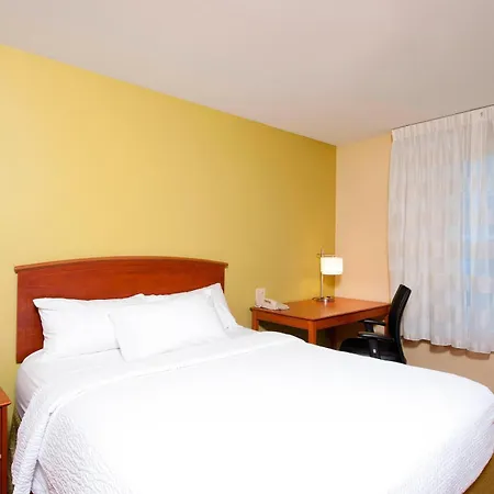 Mainstay Suites Bloomington Near University-3