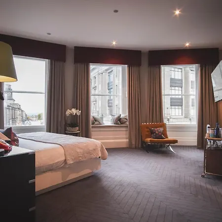 The Rutland Hotel & Apartments-3