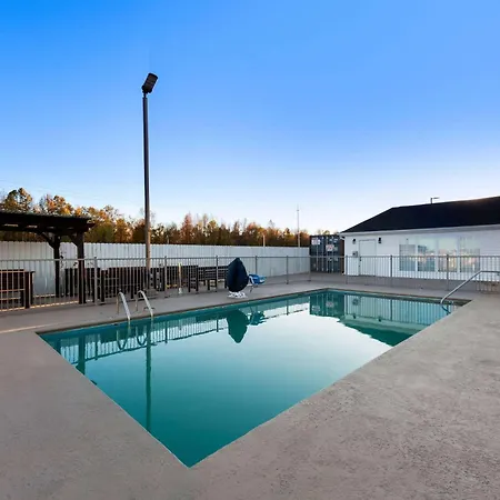 Howard Johnson By Wyndham Jackson-2