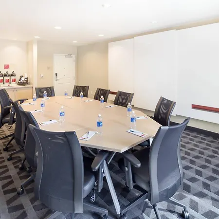 Towneplace Suites By Marriott Portland Vancouver-2