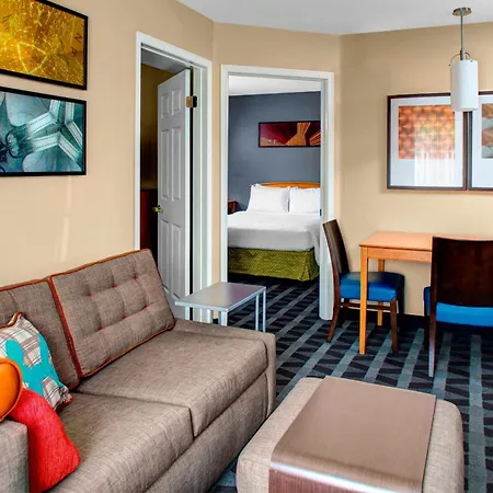 Towneplace Suites Fresno-2
