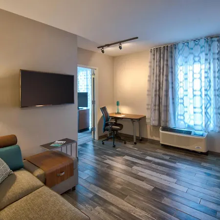 Towneplace Suites By Marriott Miami Airport-2