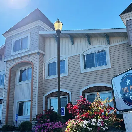 Magnuson Grand Pioneer Inn And Suites-3
