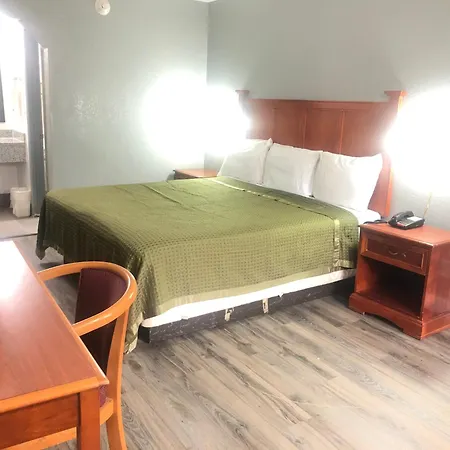 Rodeway Inn-3