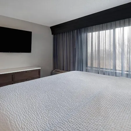 Courtyard By Marriott Cincinnati Airport-2
