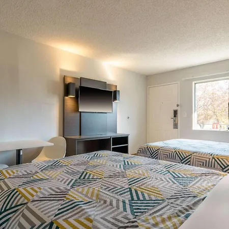 Motel 6 Hayward, Ca- Silicon Valley Gateway-2