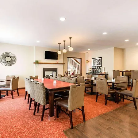 Quality Inn & Suites University Fort Collins-2