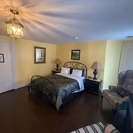 The Gridley Inn B&B-3