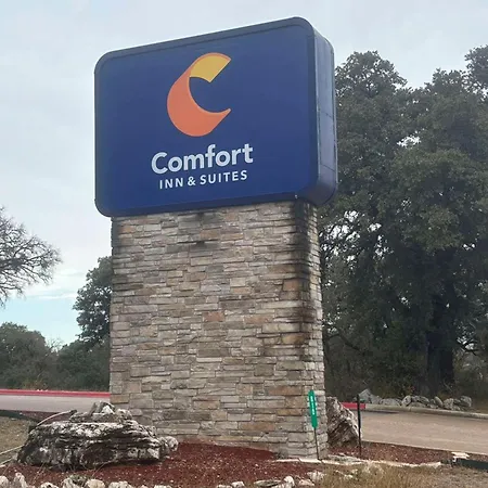 Comfort Inn & Suites Burnet-3