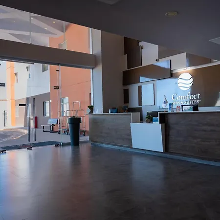 Comfort Inn & Suites Los Cabos-3
