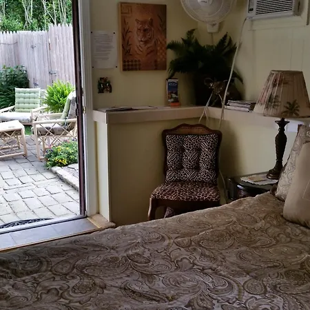 Water View Mini Suite-2