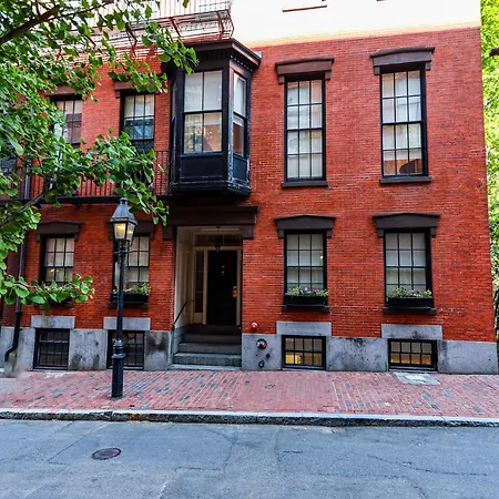 Charming & Stylish Studio On Beacon Hill #6-3