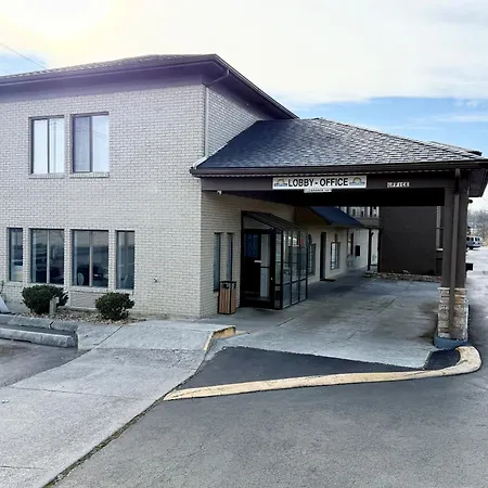 Days Inn By Wyndham Morristown-3