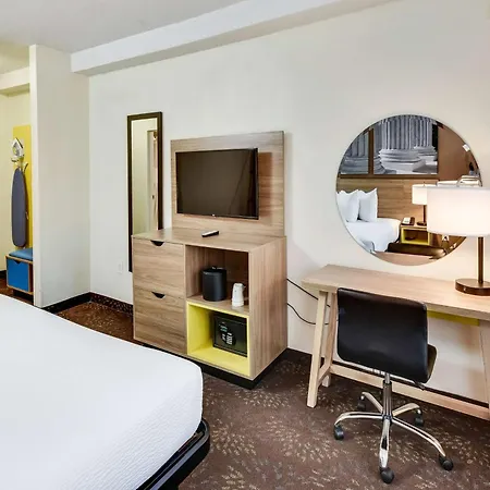 Days Inn By Wyndham Washington Dc/Connecticut Avenue-2