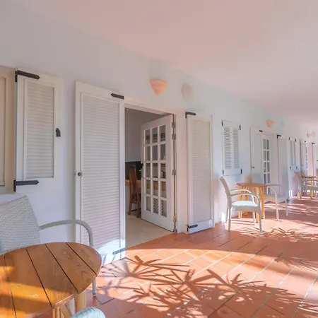Hurricane Beach Hotel-3