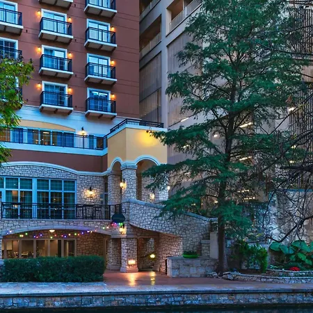 Courtyard By Marriott San Antonio Riverwalk-2