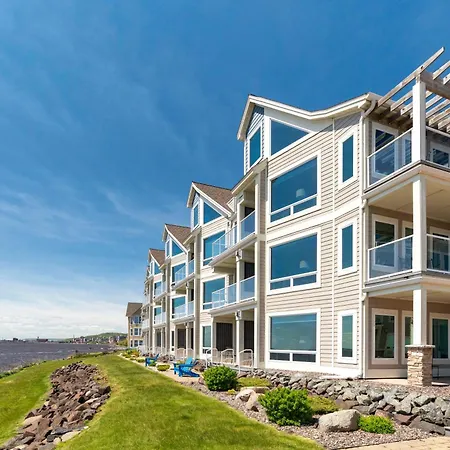Beacon Pointe On Lake Superior-2