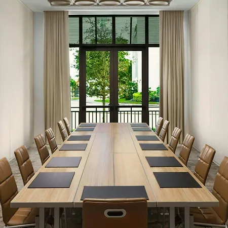 Ac Hotel By Marriott Naples 5Th Avenue-3