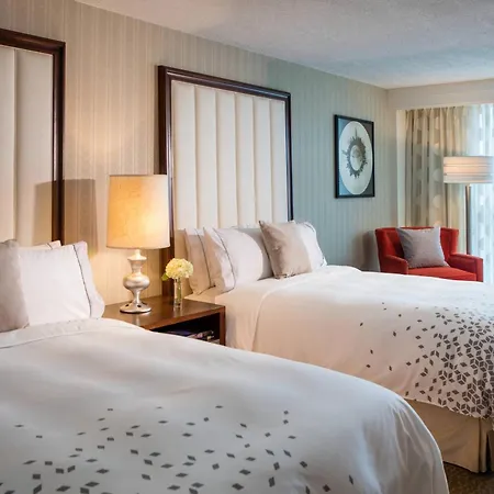 Renaissance Newark Airport Hotel-3