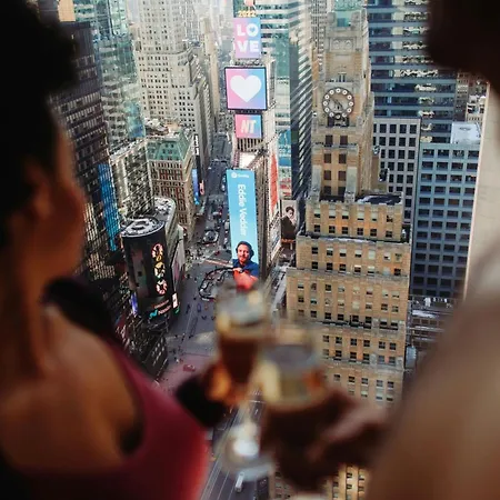 New York Marriott Marquis-3