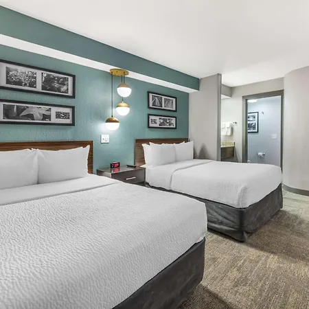 Sleep Inn Miami Airport-2