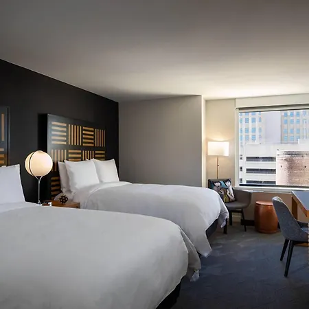 Renaissance Des Moines Savery Hotel-2