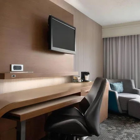 Courtyard By Marriott Dayton North-2