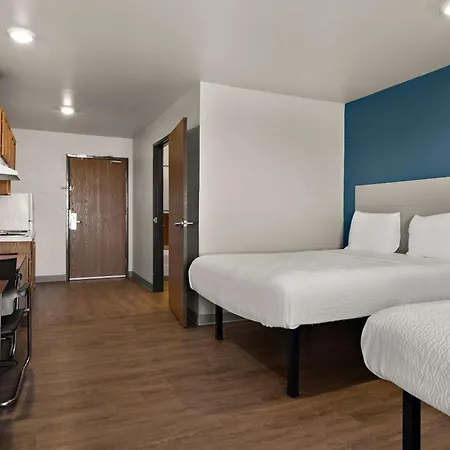 Woodspring Suites Champaign Near University-3