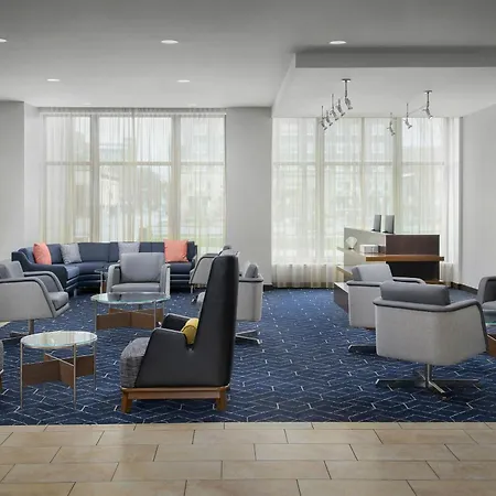 Courtyard By Marriott Muncie At Horizon Convention Center-2