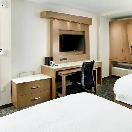 Courtyard By Marriott Akron Downtown-2