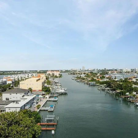 Ac Hotel By Marriott Clearwater Beach-3