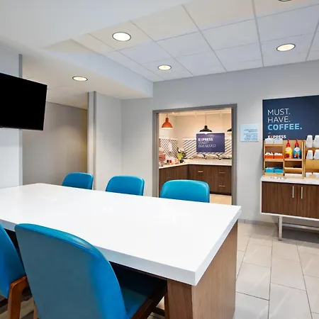 Holiday Inn Express Fremont By Ihg-3
