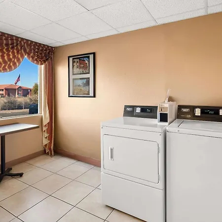 Comfort Inn & Suites Near Kino Sports Complex-2