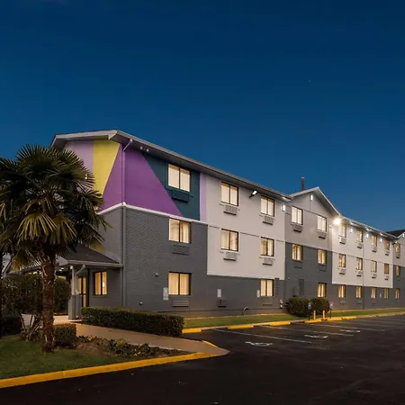Spark By Hilton Norfolk-2