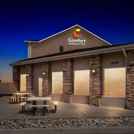 Comfort Inn & Suites Near University Of Wyoming-2