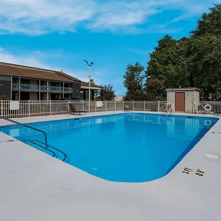 Quality Inn Fort Jackson-3