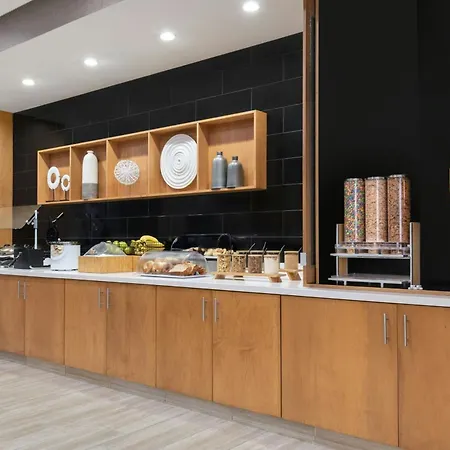 Springhill Suites By Marriott Holland-2