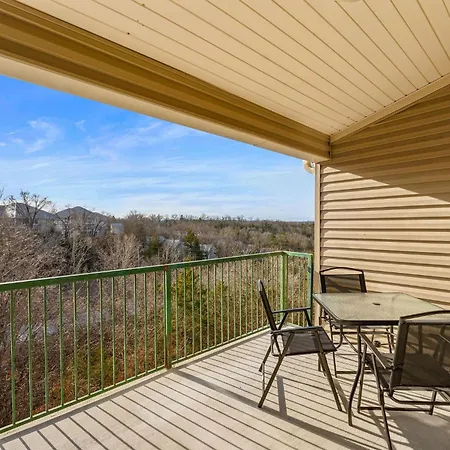 Cozy Top Floor 2Br Condo With View And Amenities!!-3