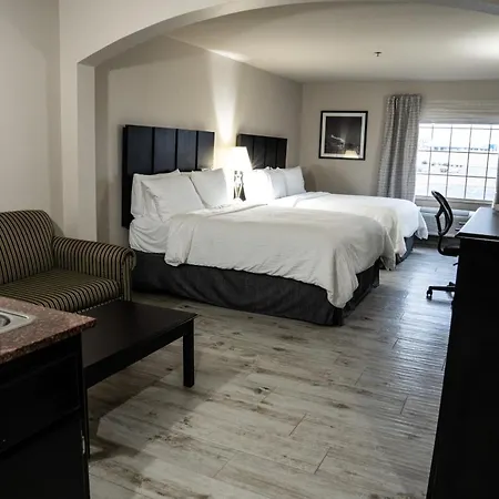 Lucille'S Hotel, Restaurant, & Bar-3